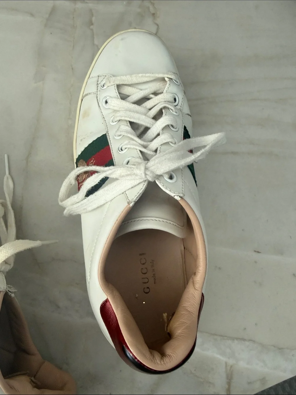 Gucci White Leather Sneakers with Green and Red Web